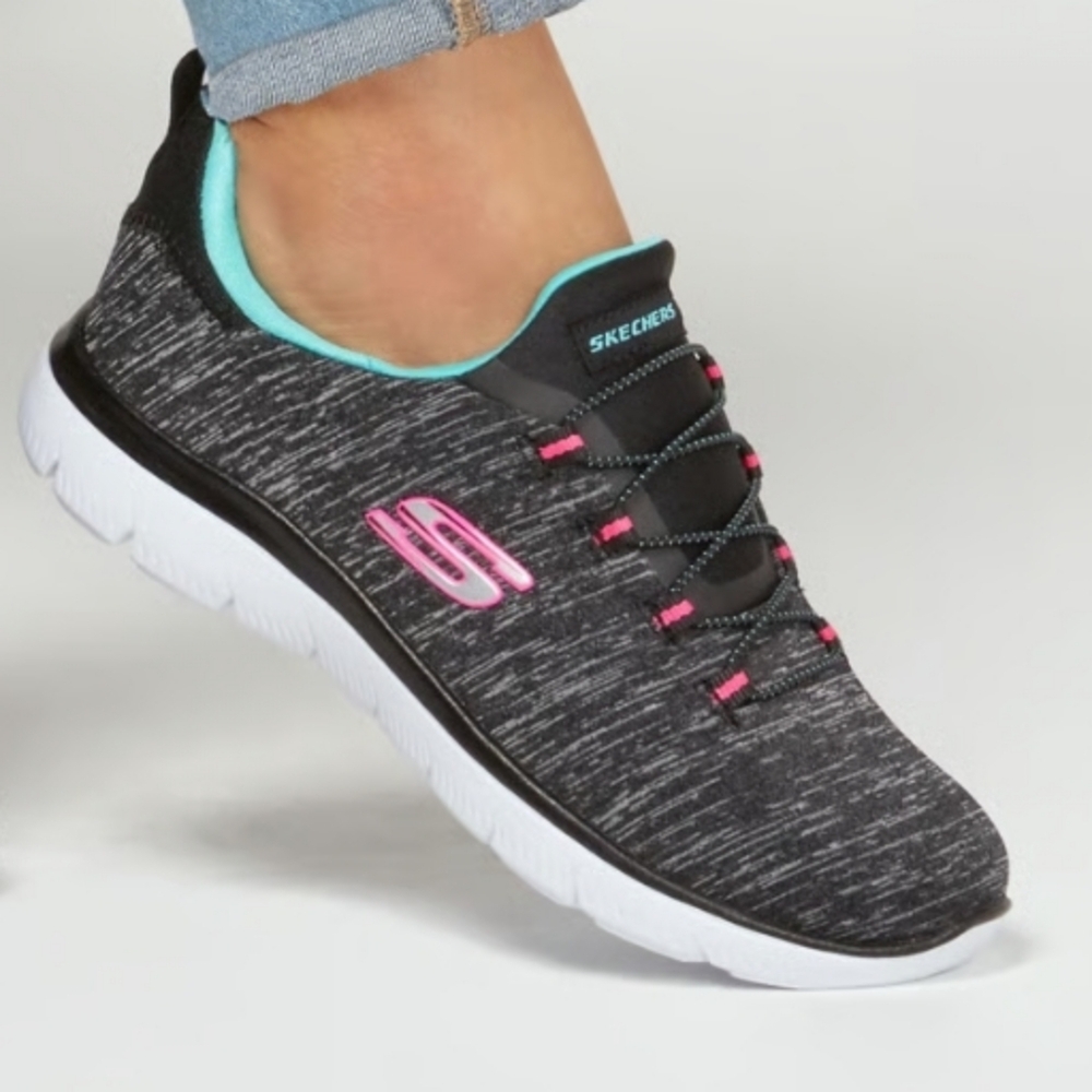 Skechers Women's Summit Quick Getaway Sneakers Size 9.5